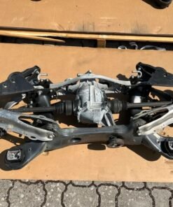 Alternative view of Mercedes-Benz S-Class W222 Rear Axle with Differential