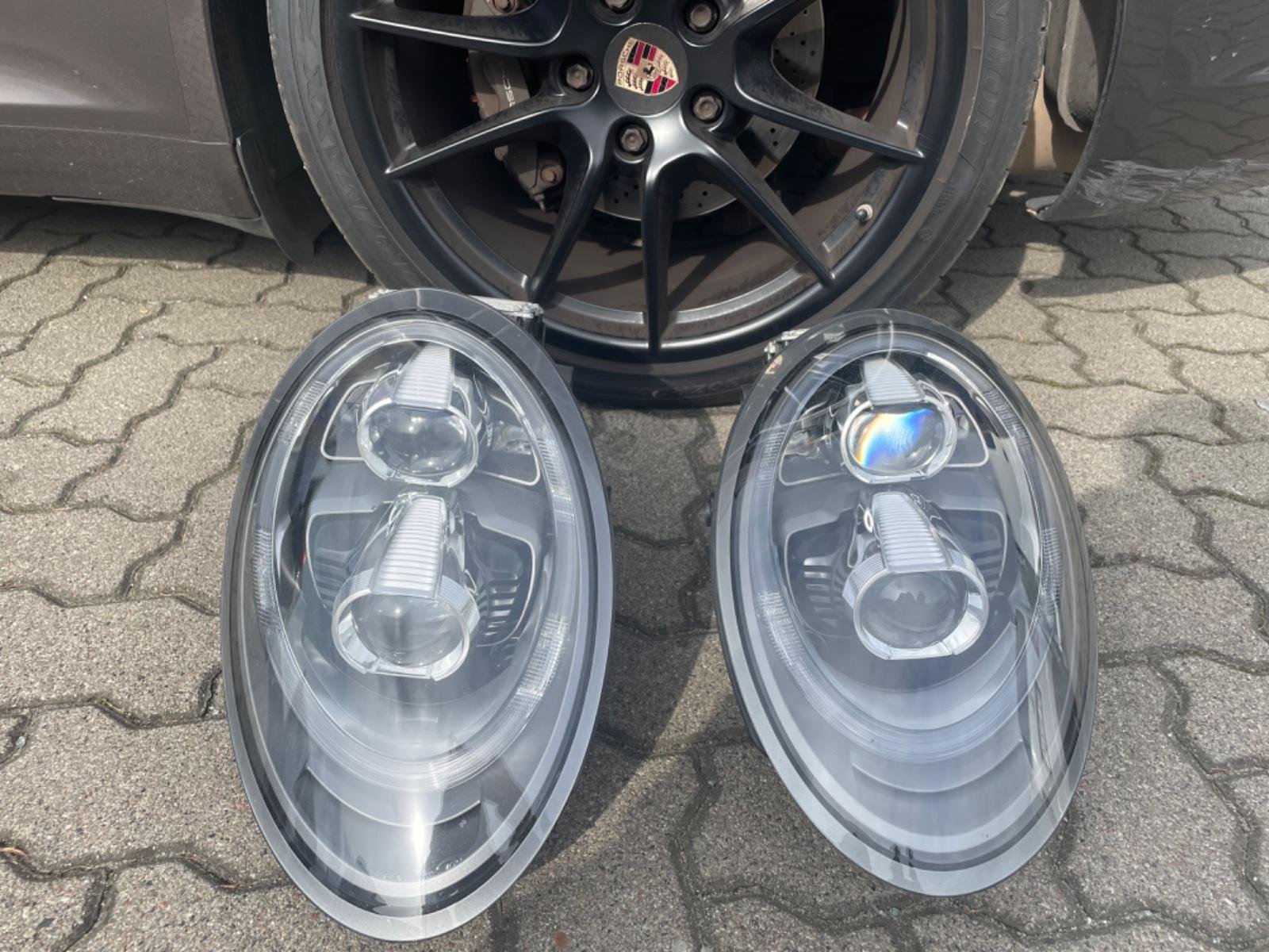 Porsche 911 (991.2) PDLS Headlights