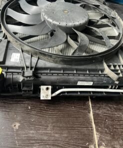 Alternative view of Mercedes-Benz ML/GL/GLE X166/W166 Radiator Fan