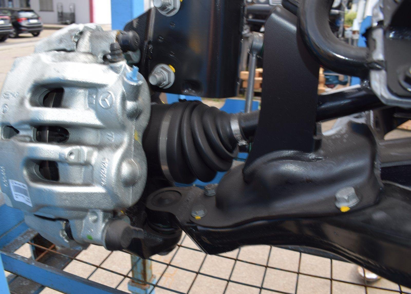 Mercedes Sprinter W907 Front Axle - Image 11