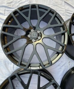 Alternative view of Original Brabus Monoblock Y Platinum 23-Inch Rim Set