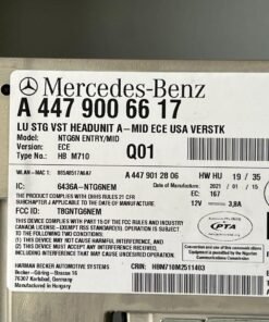 Alternative view of Mercedes-Benz Head Unit