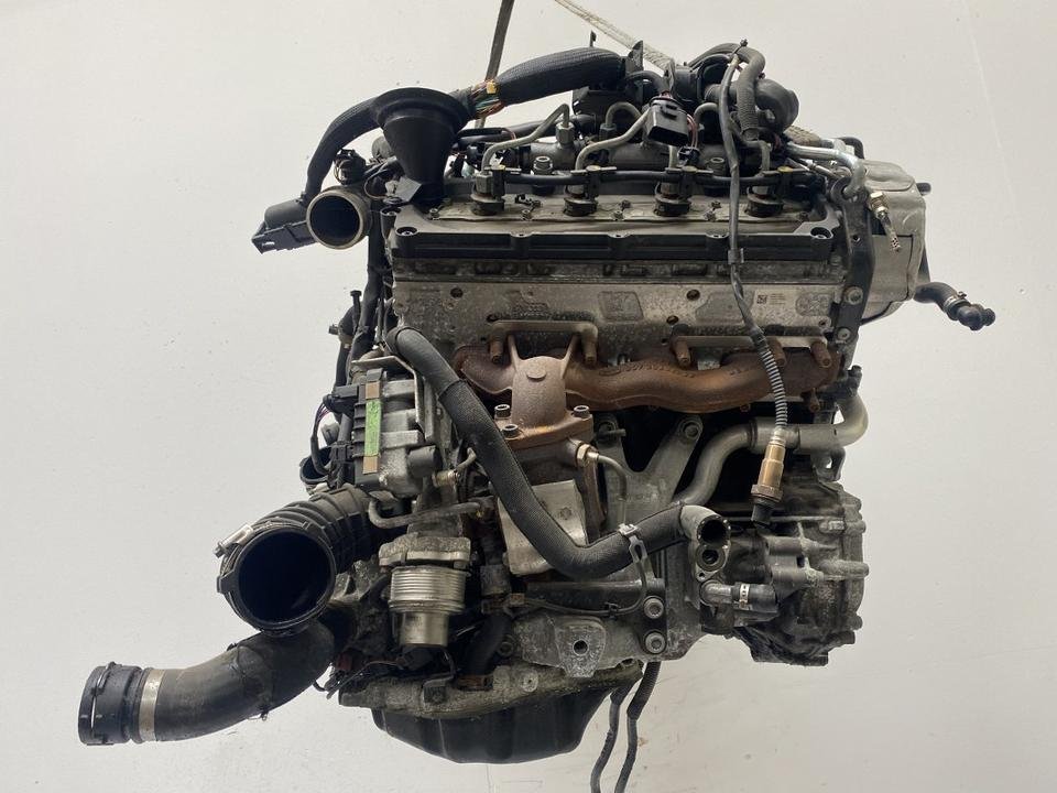 Audi A8 4.2 TDI engine - Image 2