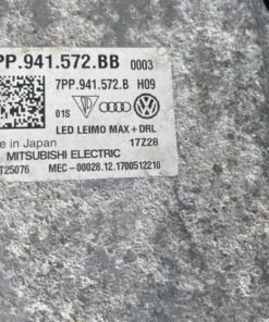 Alternative view of Porsche 911 (991.2) PDLS Headlights