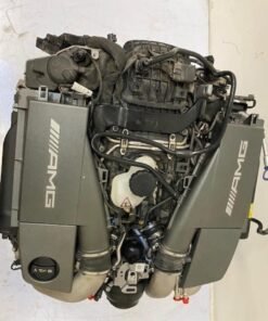 Alternative view of Mercedes ML 63 AMG engine