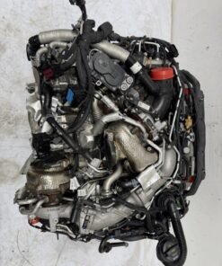 Alternative view of VW Touareg DMV engine