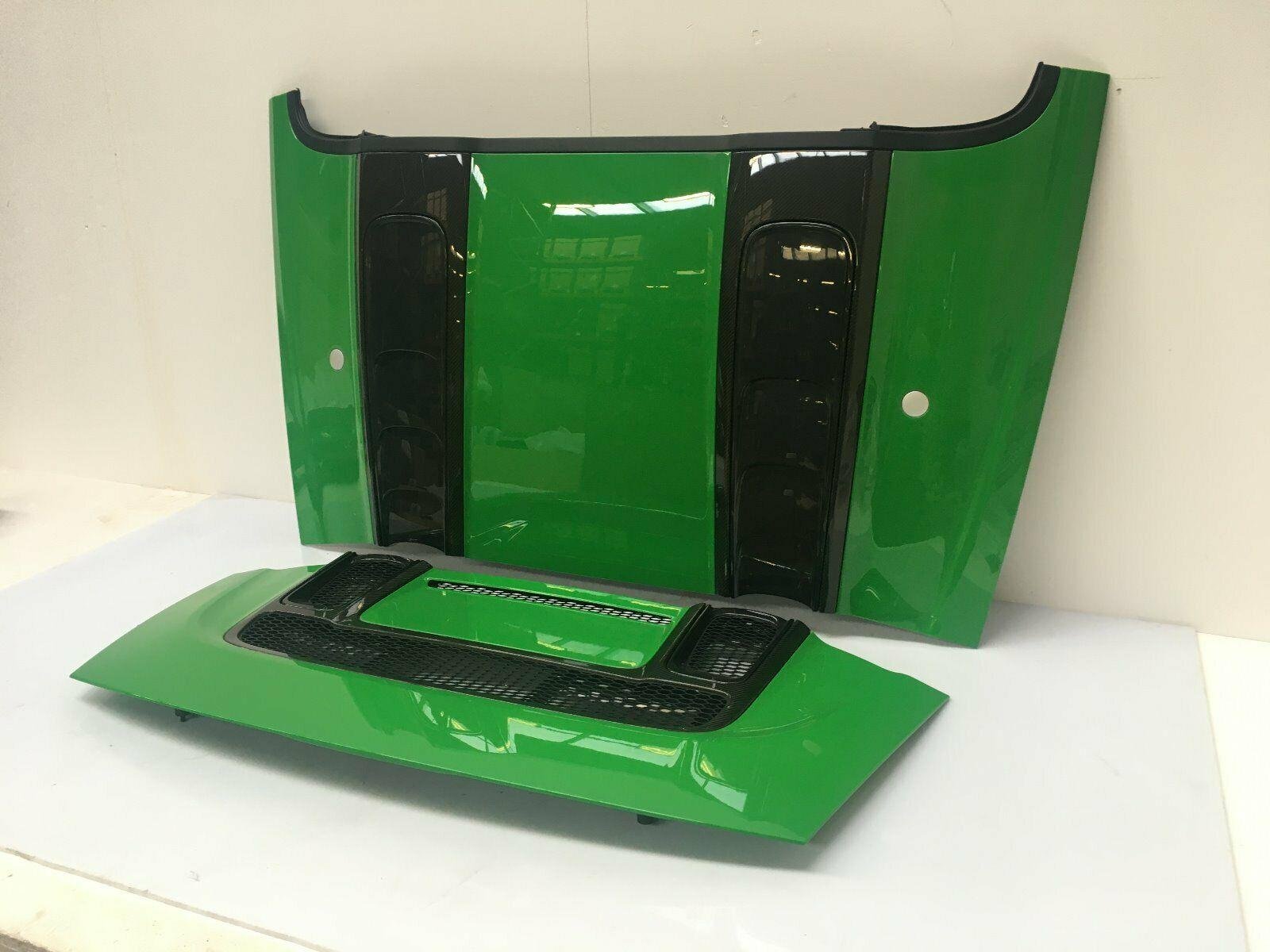 Audi R8 4S Spyder tailgate