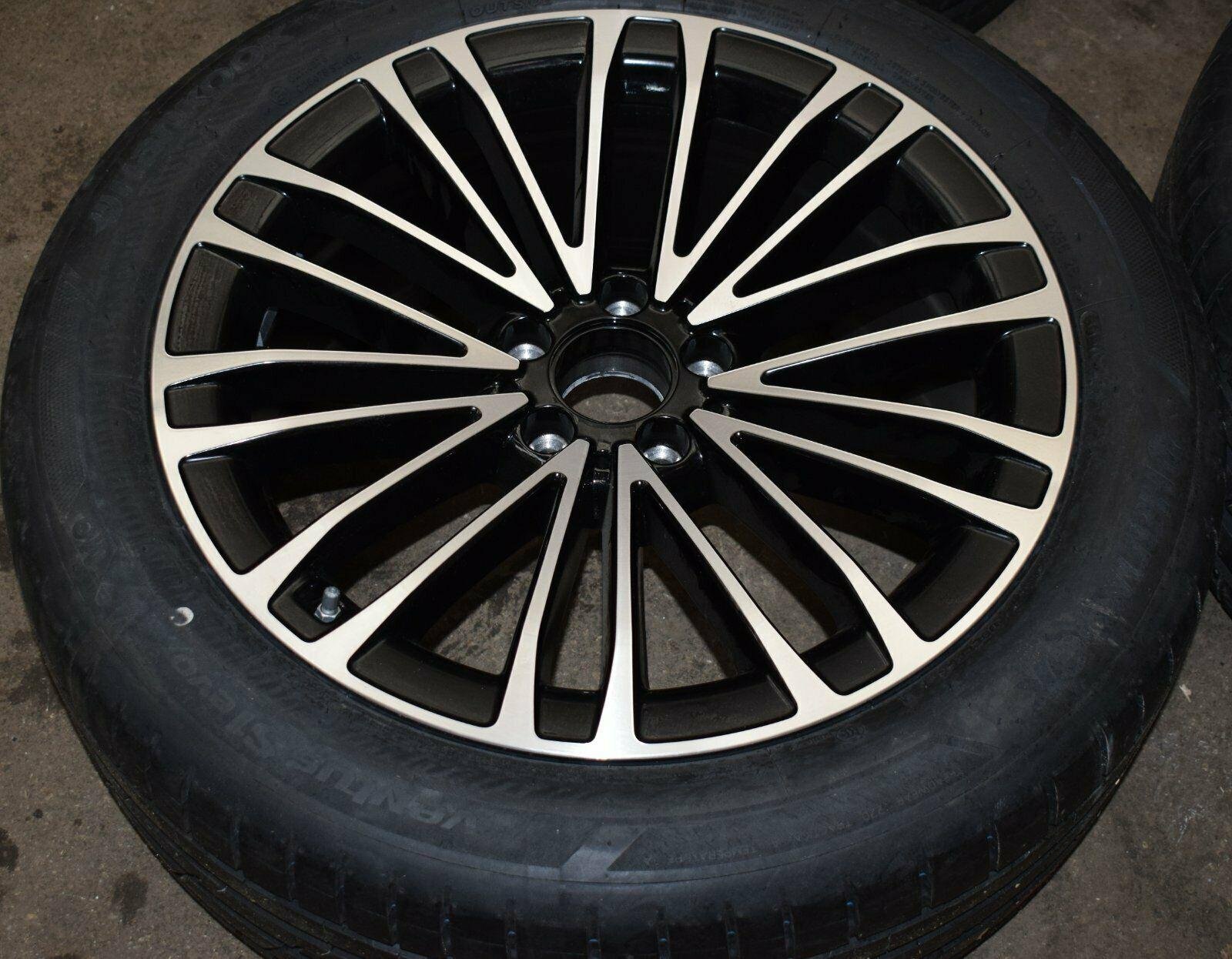 Mercedes W223 S-Class Complete Summer Wheel Set - Image 5