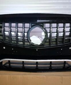 Alternative view of Mercedes C63 AMG Front Bumper Facelift – Panamericana Grille – W205 / S205 – OEM