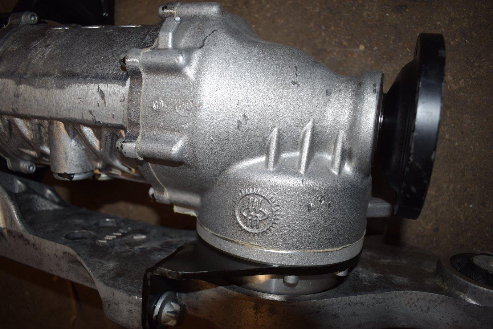 Mercedes-Benz W639 Vito / Viano 4×4 Rear Axle Differential - Image 6
