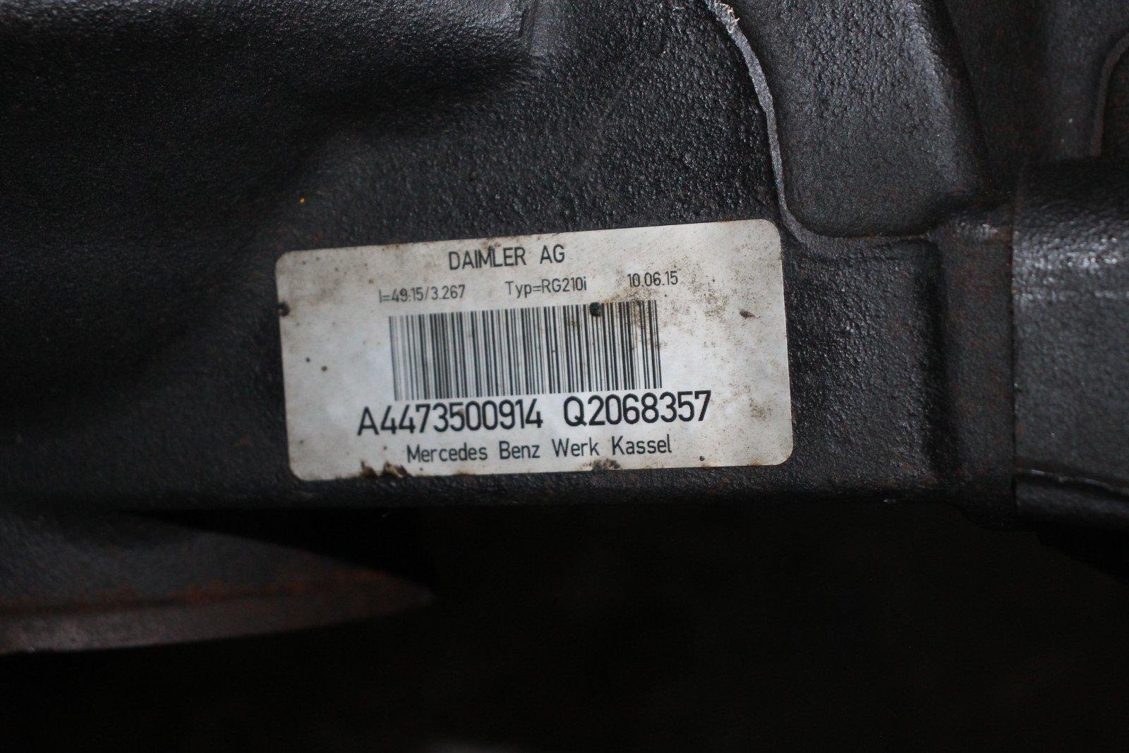 Mercedes-Benz Vito / V-Class W447 Rear Differential - Image 5