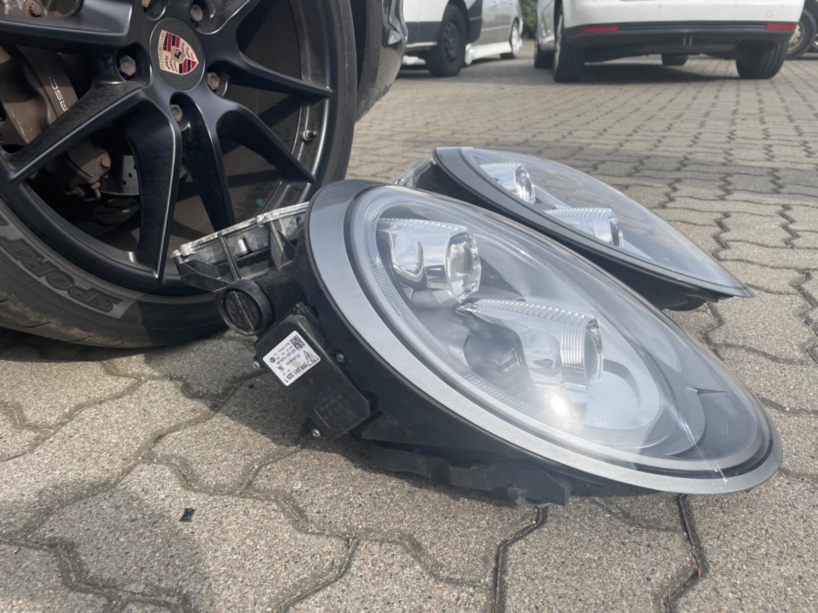 Porsche 911 (991.2) PDLS Headlights - Image 3