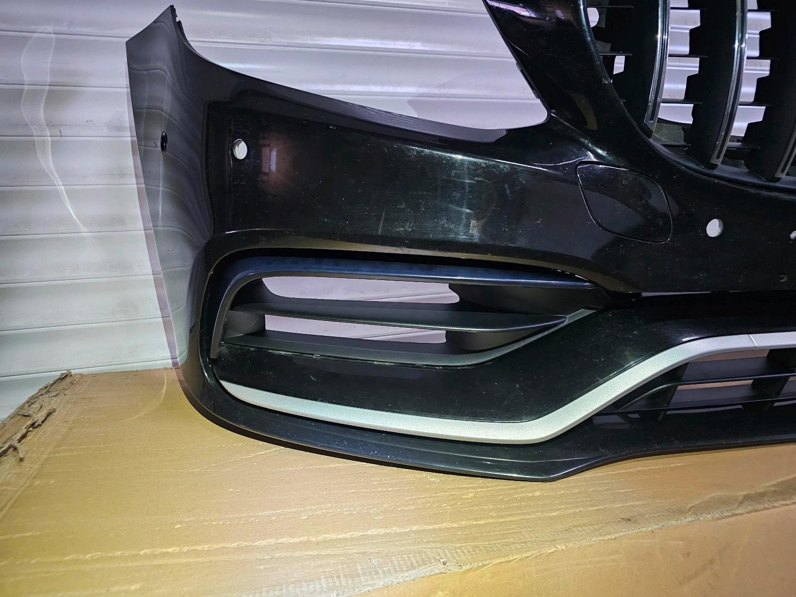 Mercedes C63 AMG Front Bumper Facelift – Panamericana Grille – W205 / S205 – OEM - Image 11