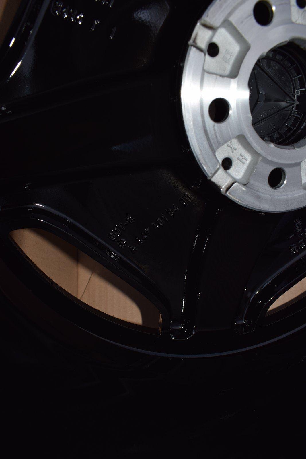 Mercedes-Benz Rim Set - Image 7
