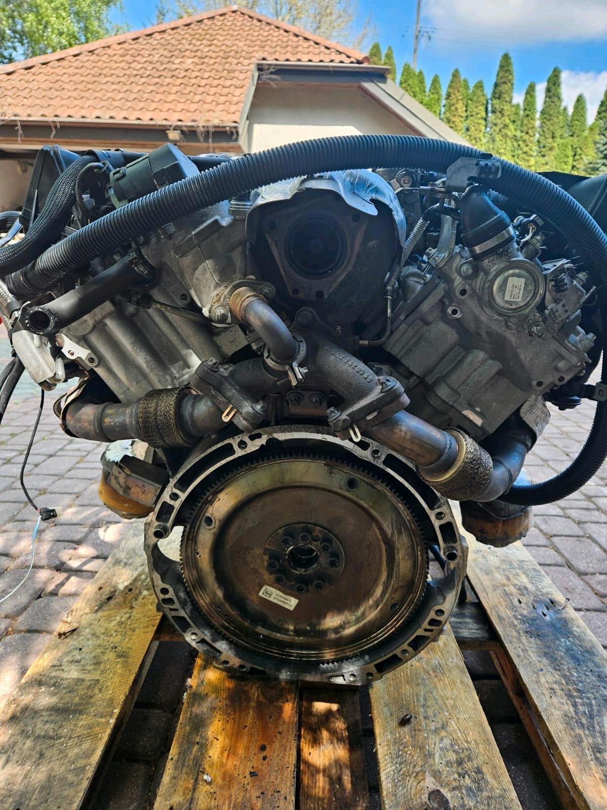 Mercedes-Benz OM642 350 CDI V6 Diesel Engine - Image 7