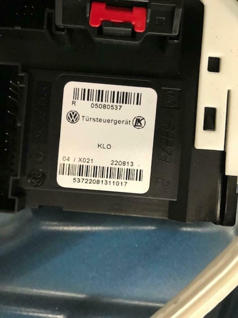 Audi R8 Coupe 420 Right Door Complete - Image 4