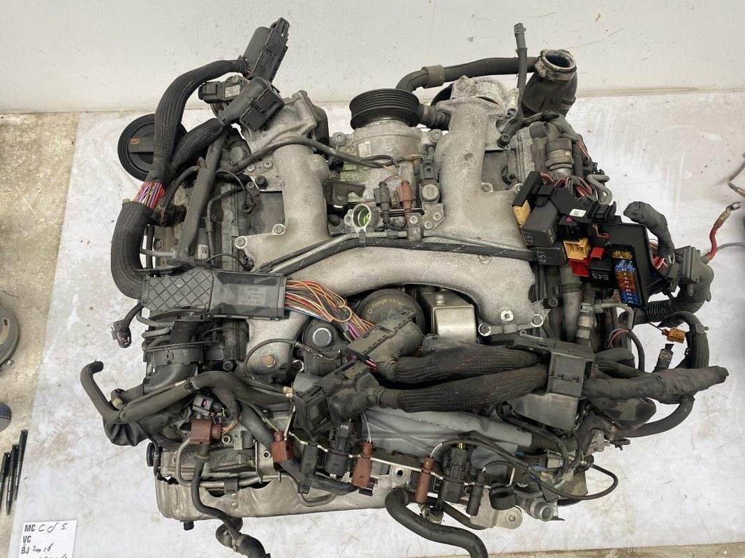 Audi A8 4.2 TDI engine - Image 7