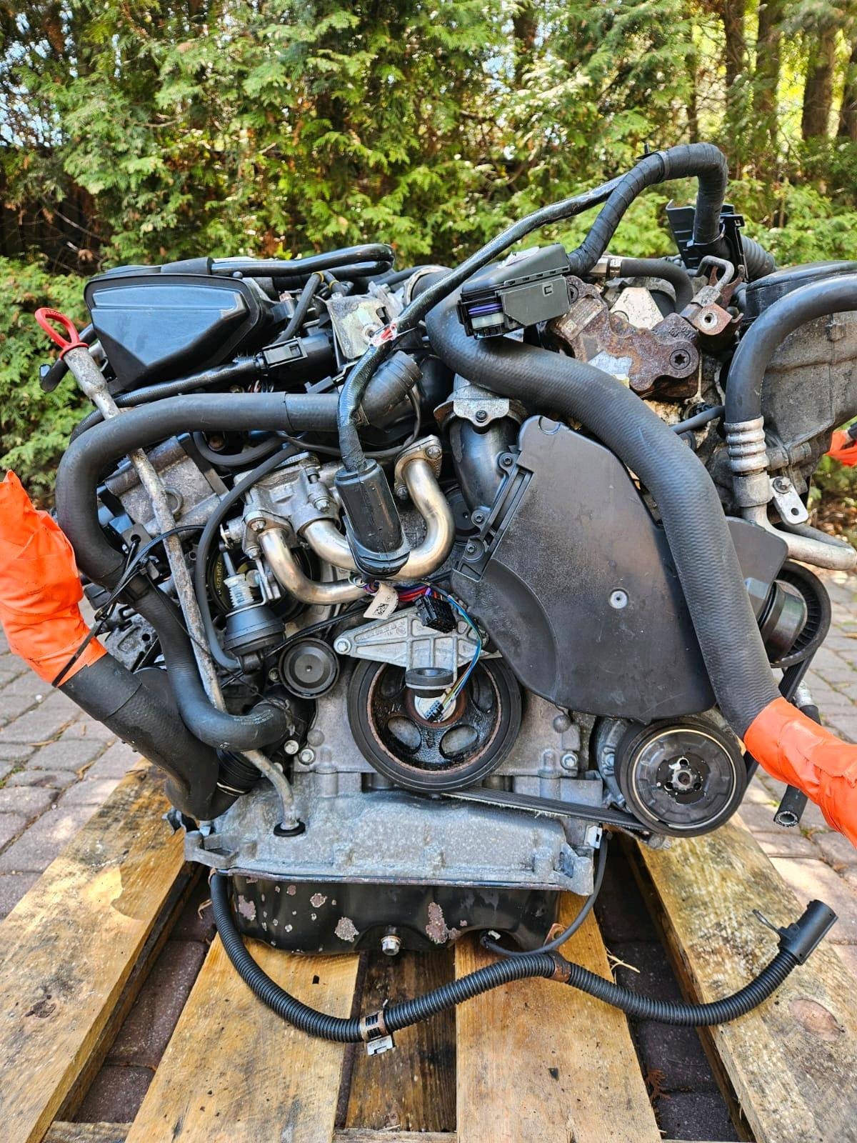 Mercedes-Benz OM642 350 CDI V6 Diesel Engine - Image 3