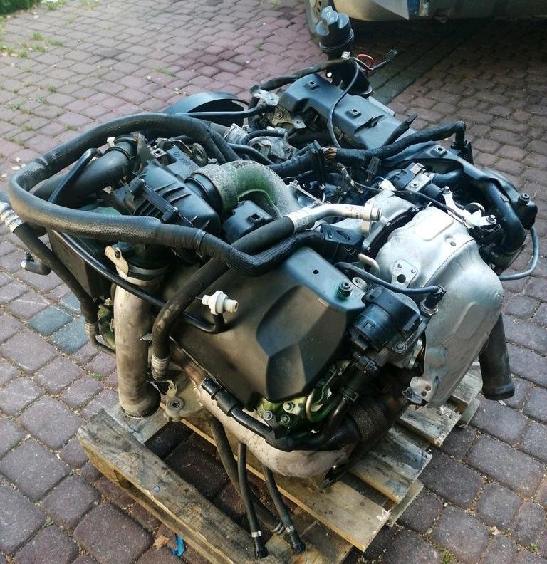 Genuine Mercedes-Benz OM642 3.0 CDI V6 Diesel Engine
