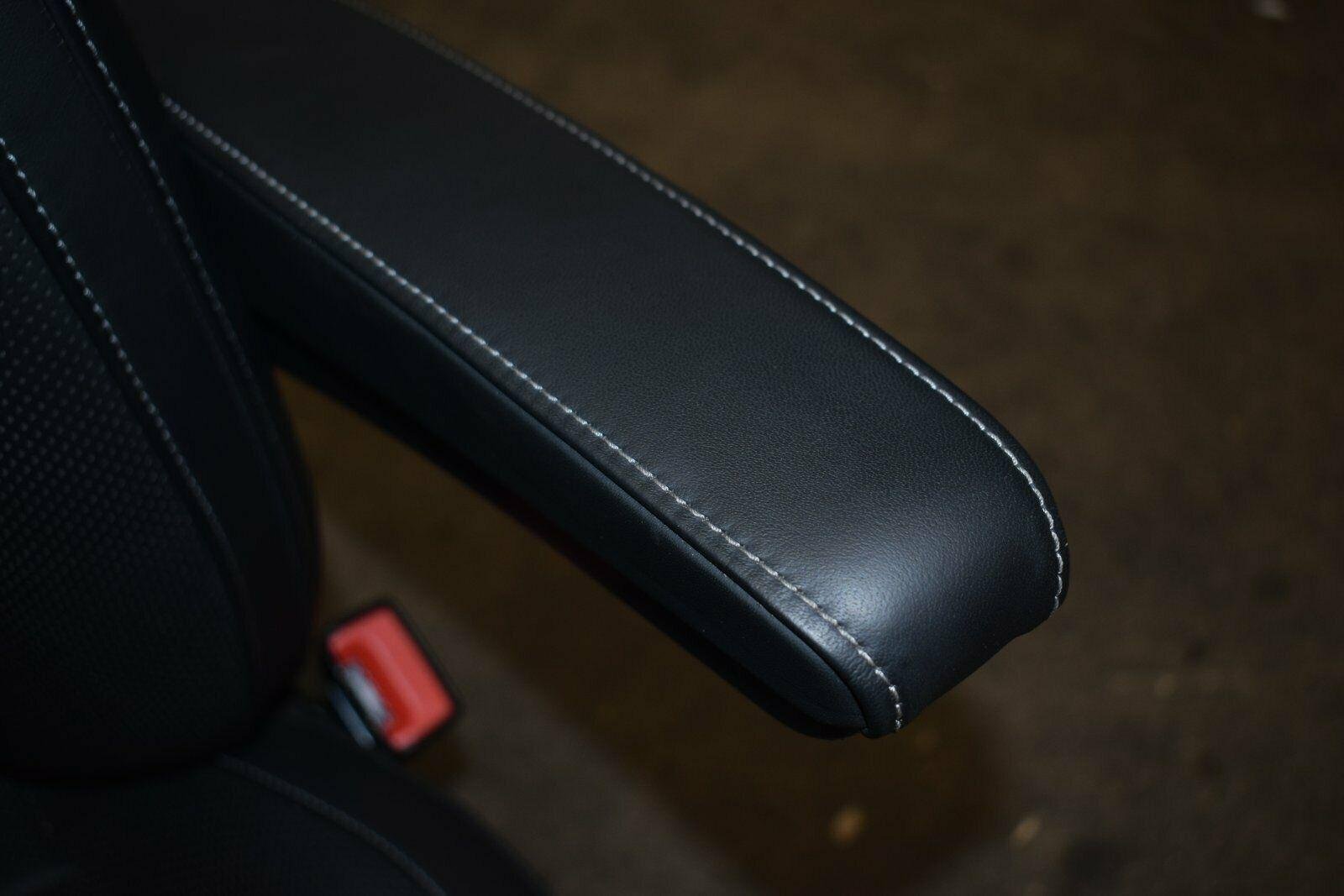 Mercedes W447 Passenger Seat — Black Leather — Fully Electric - Image 5