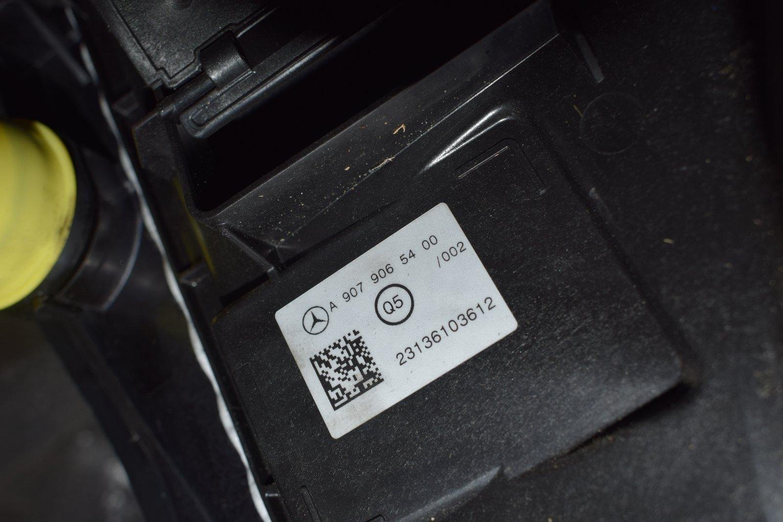 Genuine Mercedes-Benz Radiator Package - Image 3