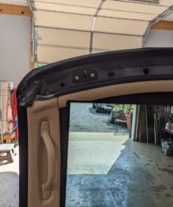 Alternative view of Mercedes-Benz Panoramic Hardtop