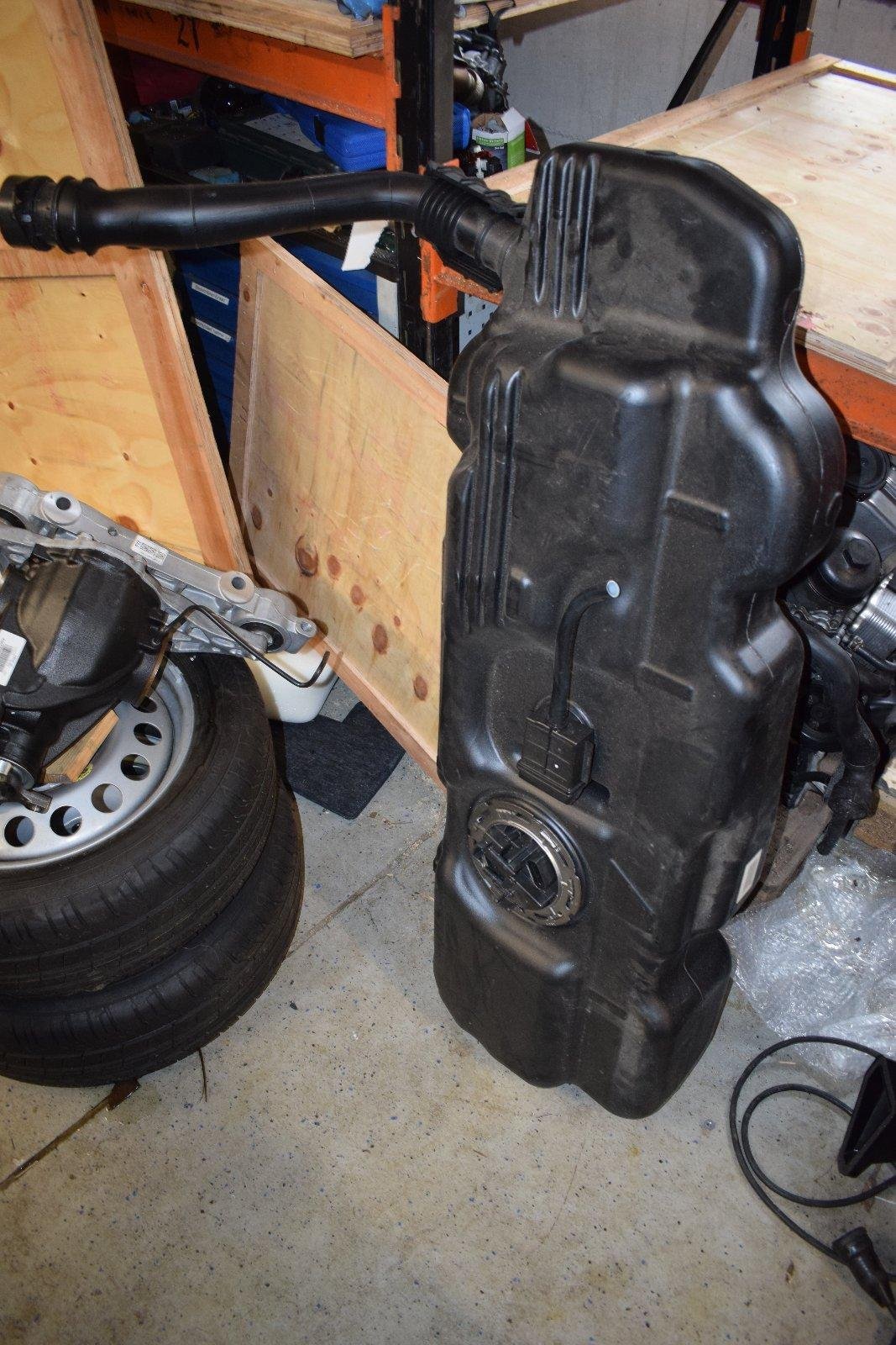 Mercedes W447 Diesel Fuel Tank A4474705600 — 70 L