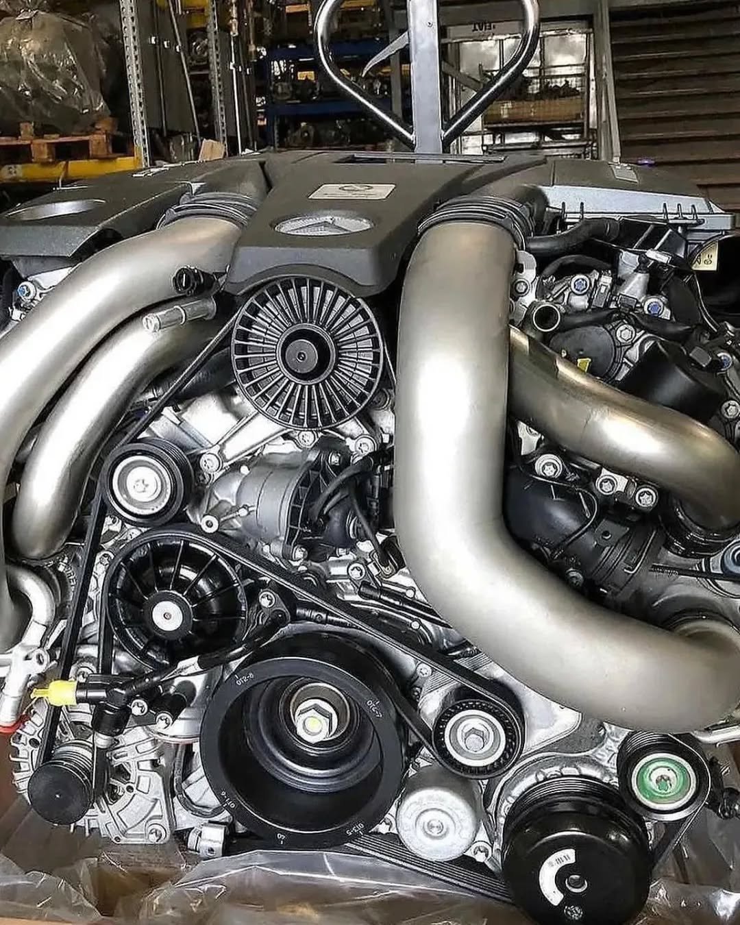 Mercedes M157 5.5L V8 Engine - Image 5