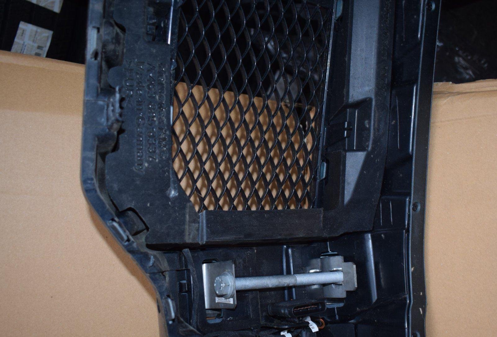 Mercedes G-Class W463 AMG 63 Front Bumper - Image 4