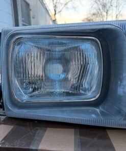 Alternative view of NOS Headlights W126 SEL & SE