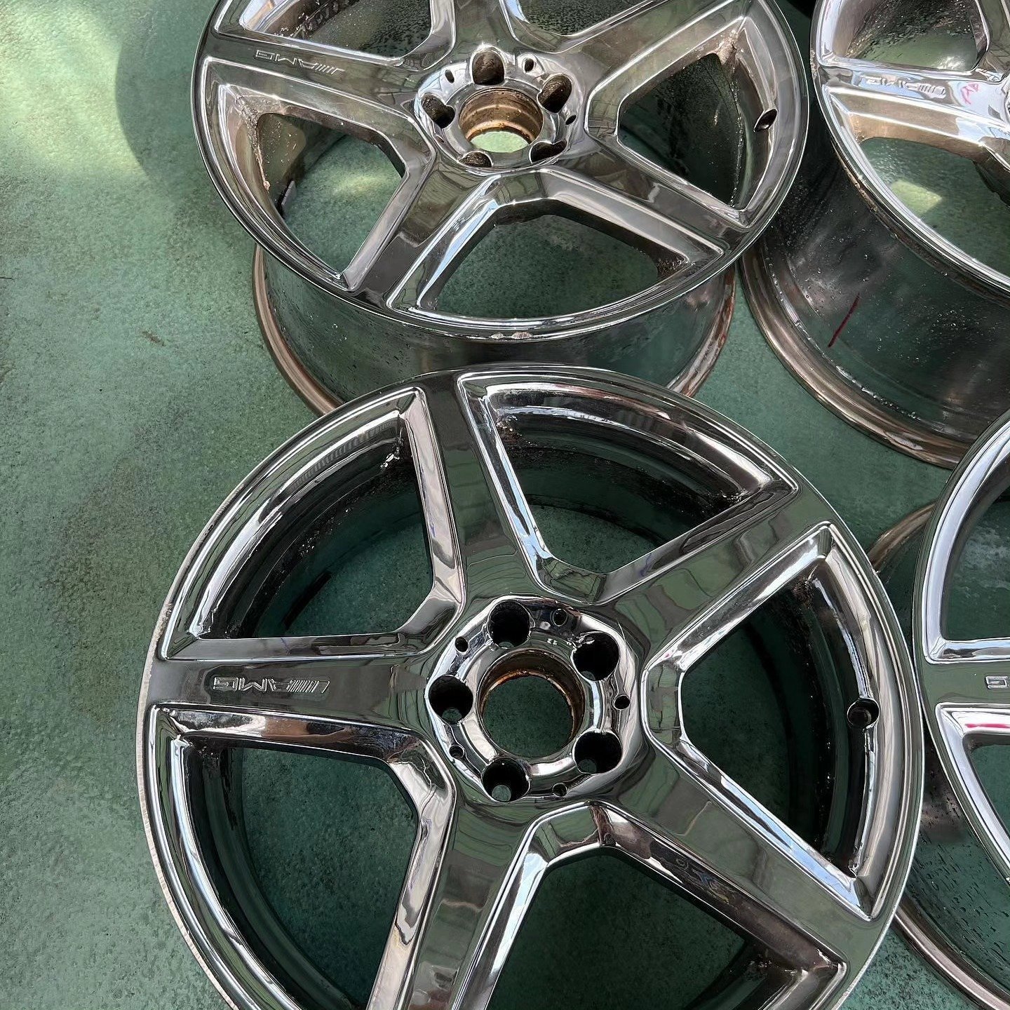 OEM AMG R19 Wheels - Image 4