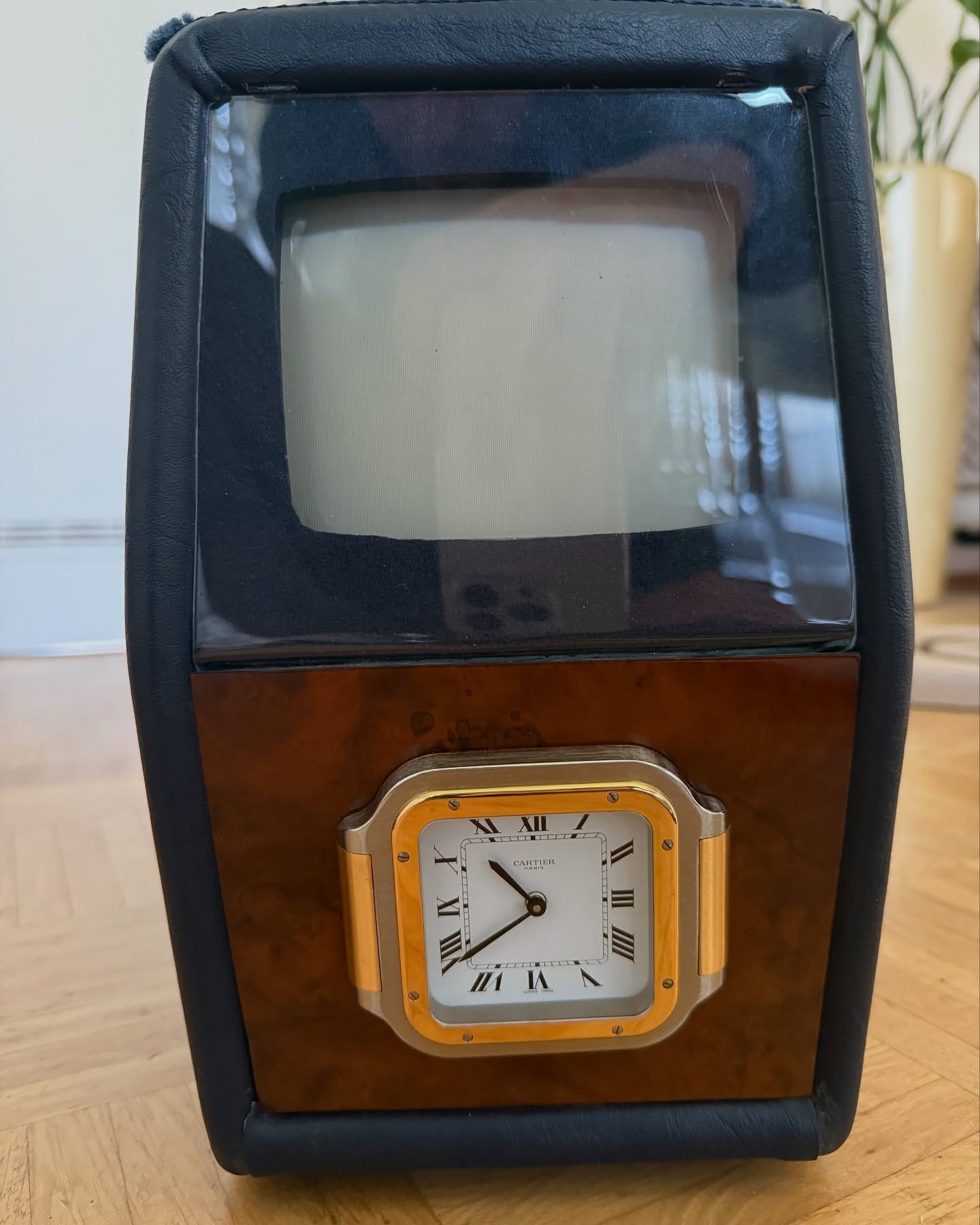 Mercedes-Benz OEM TV Screen & Authentic Cartier Watch - Image 2