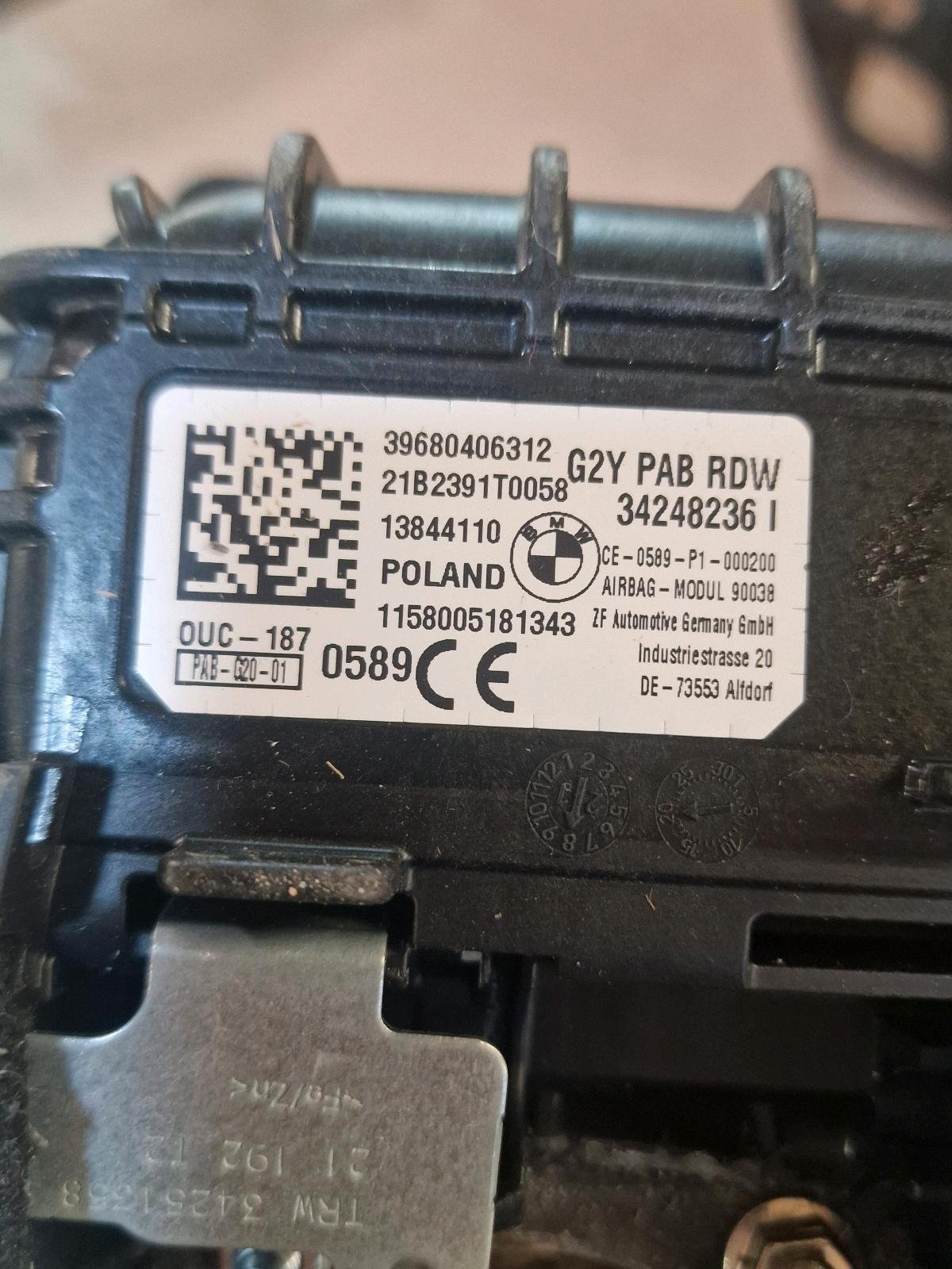 BMW Dashboard Assembly - Image 12