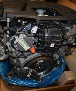 Alternative view of Mercedes W222 S-Class / Maybach 500 4MATIC Engine