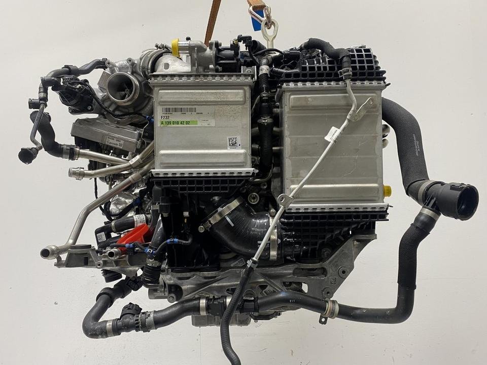 Mercedes-AMG C63 S Engine M139.580 (W206, 2022) - Image 3