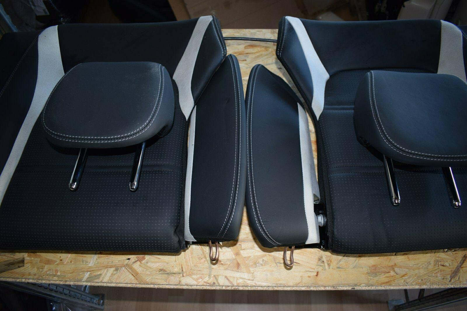 Mercedes C-Class A205 Convertible Leather Interior - Image 2