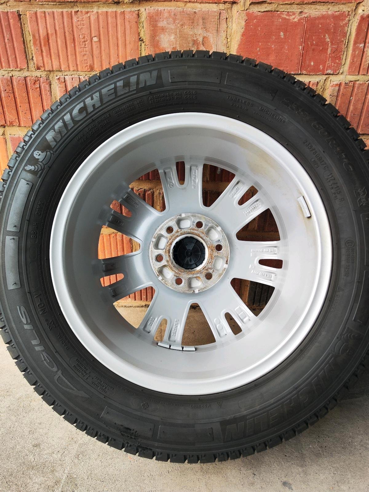 Mercedes-Benz Sprinter Alloy Wheels - Image 5