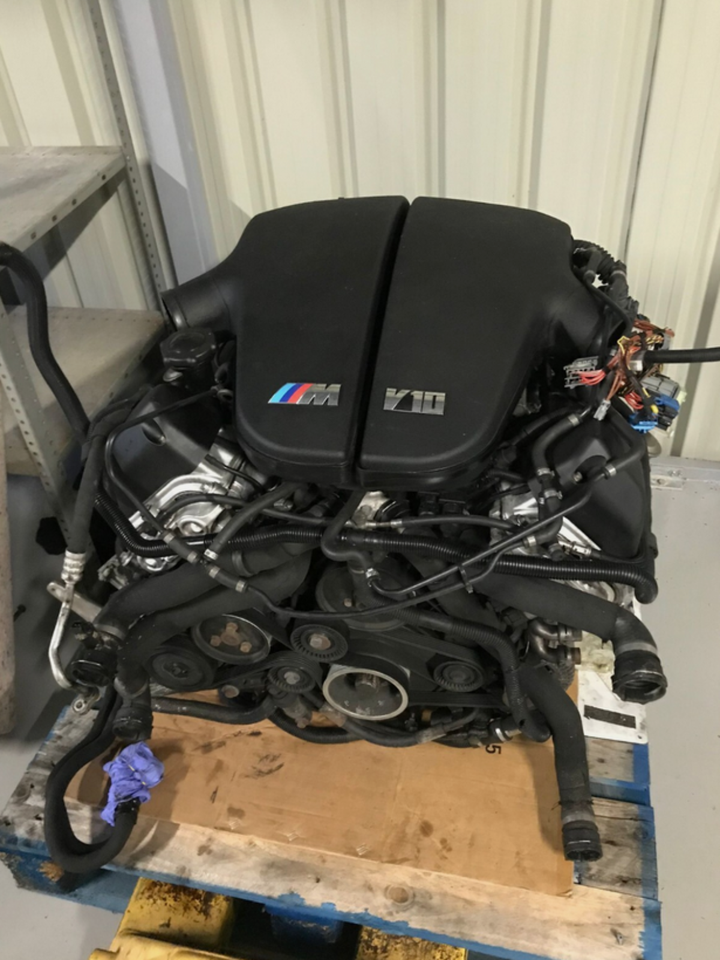 BMW S85B50 V10 Engine - Image 3
