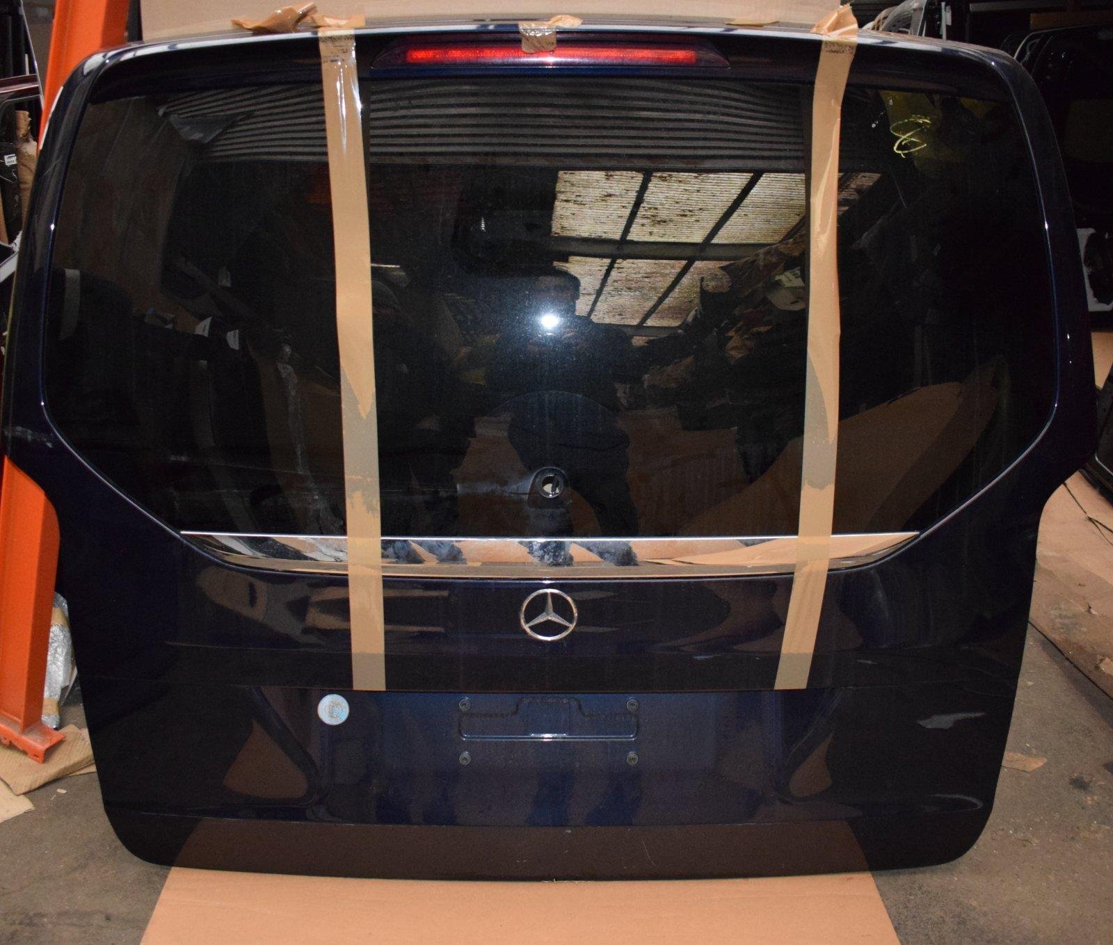 Mercedes-Benz V-Class W447 tailgate