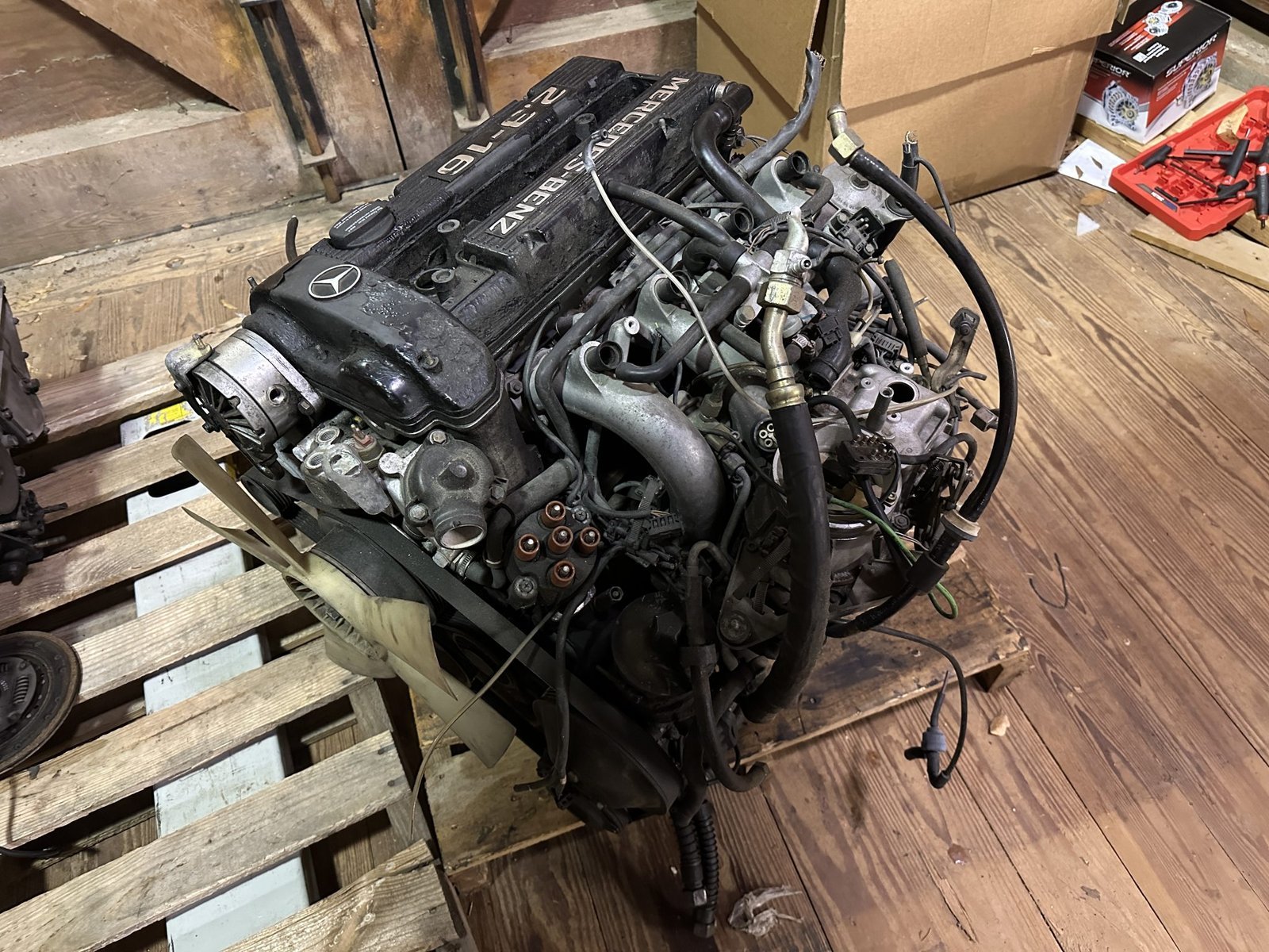 Mercedes-Benz 190E 2.3-16 Engine - Image 15