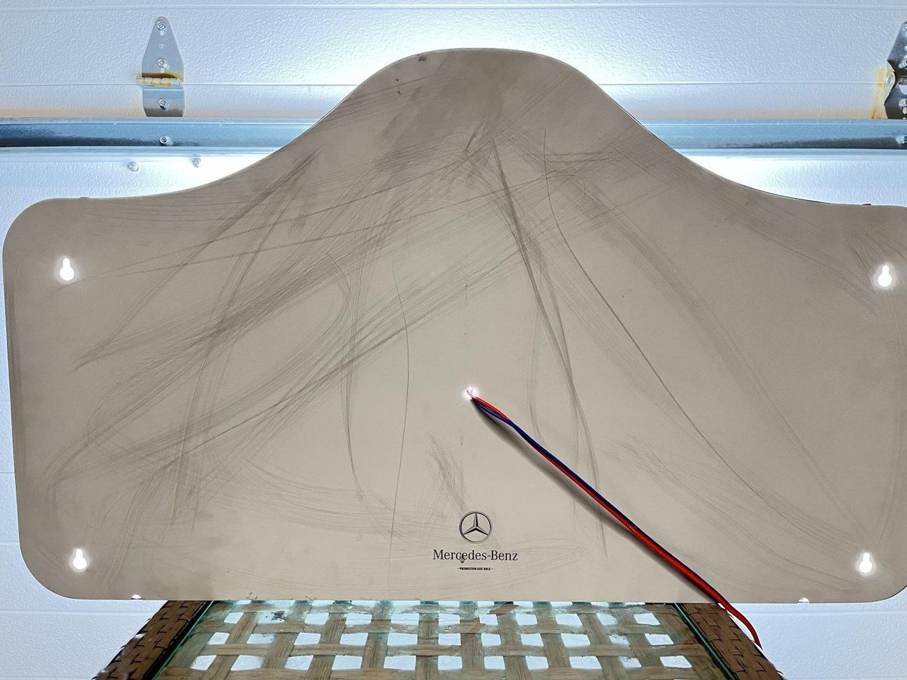 Original Mercedes-Benz Promotional Illuminated Sign - Image 8