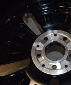 Alternative view of Mercedes-Benz W447 Complete Wheel Set