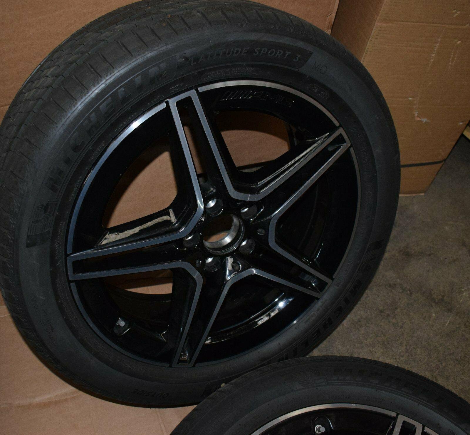 Mercedes W247 B-Class AMG Complete Wheel Set - Image 5