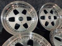 Alternative view of Genuine AMG Aero III 17 Monoblock Alloy Wheels