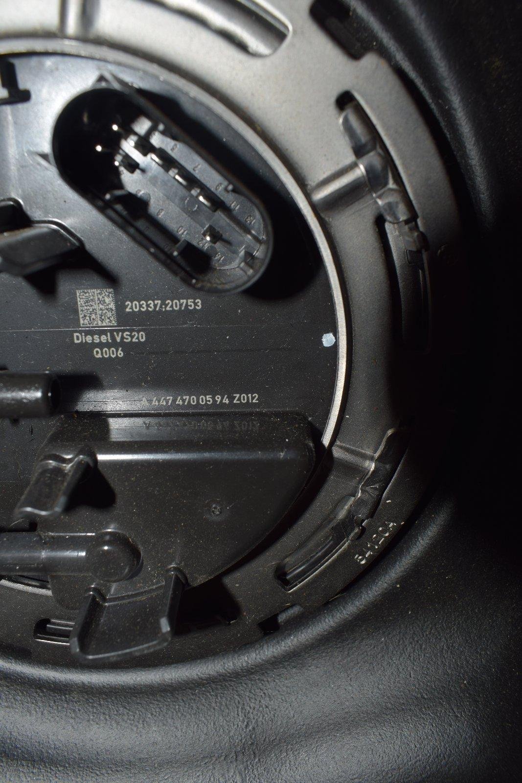 Mercedes W447 Diesel Fuel Tank A4474705600 — 70 L - Image 3