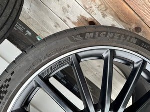 OEM 21″ Mercedes-Benz X156 GLA AMG Wheels - Image 2