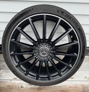 OEM 21″ Mercedes-Benz X156 GLA AMG Wheels - Image 3