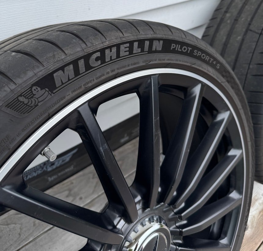 OEM 21″ Mercedes-Benz X156 GLA AMG Wheels - Image 7