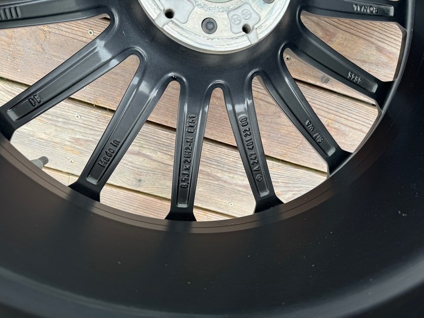 OEM 21″ Mercedes-Benz X156 GLA AMG Wheels - Image 4