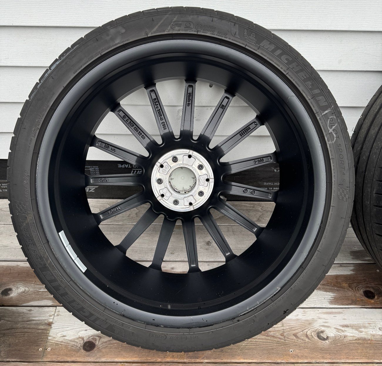 OEM 21″ Mercedes-Benz X156 GLA AMG Wheels - Image 12